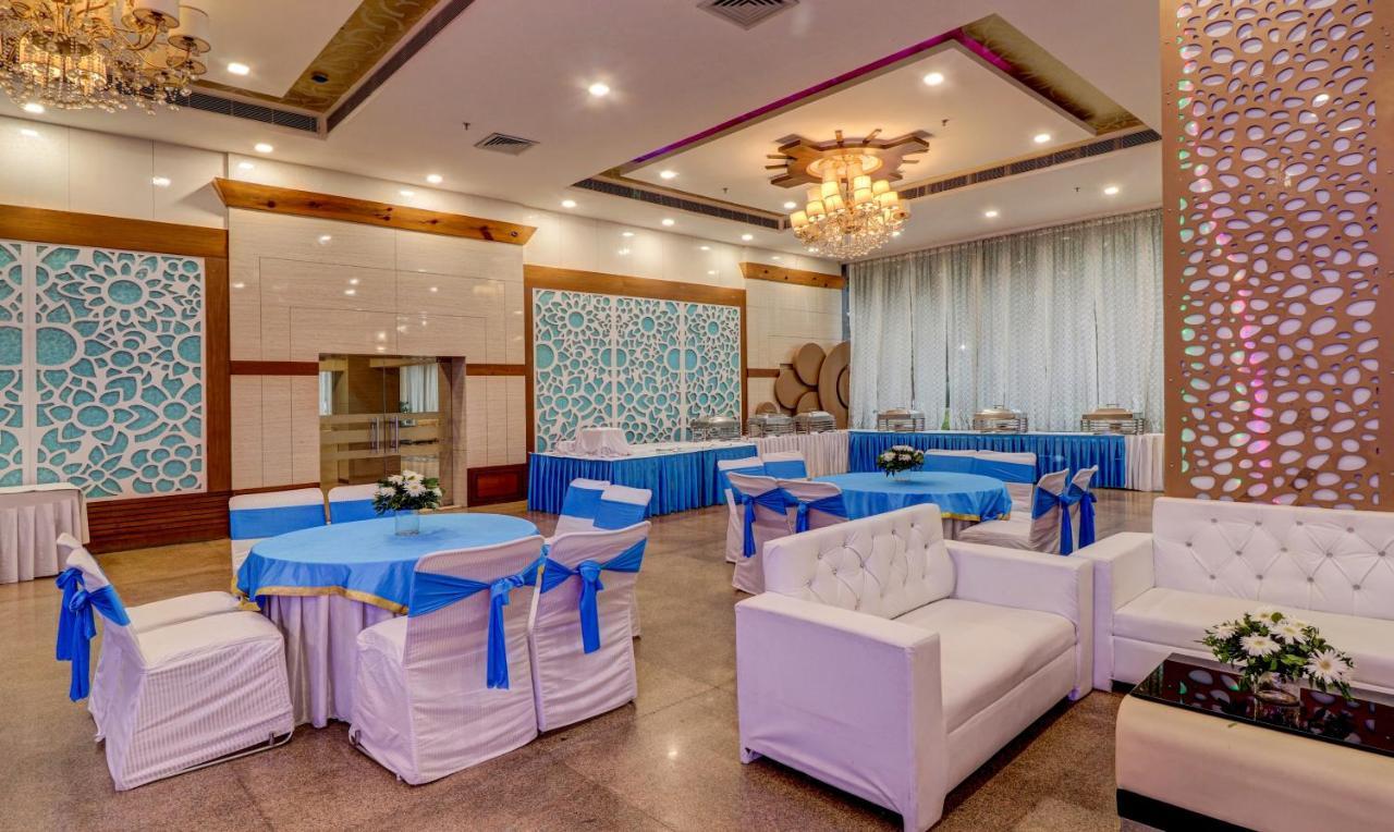 Treebo Premium Pearl Avenue Banquets And Lawn Dehradun Exterior foto