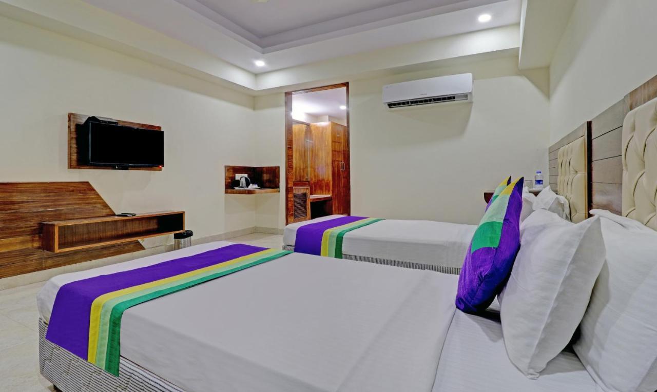 Treebo Premium Pearl Avenue Banquets And Lawn Dehradun Exterior foto