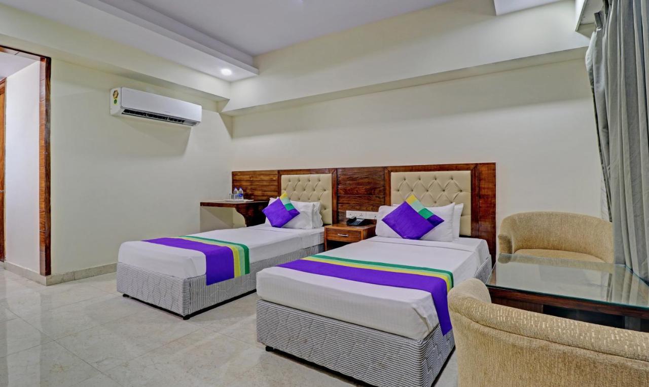 Treebo Premium Pearl Avenue Banquets And Lawn Dehradun Exterior foto