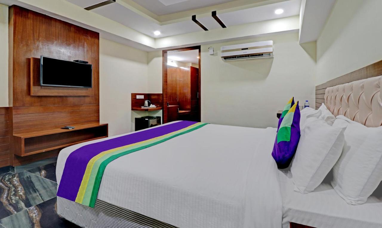 Treebo Premium Pearl Avenue Banquets And Lawn Dehradun Exterior foto