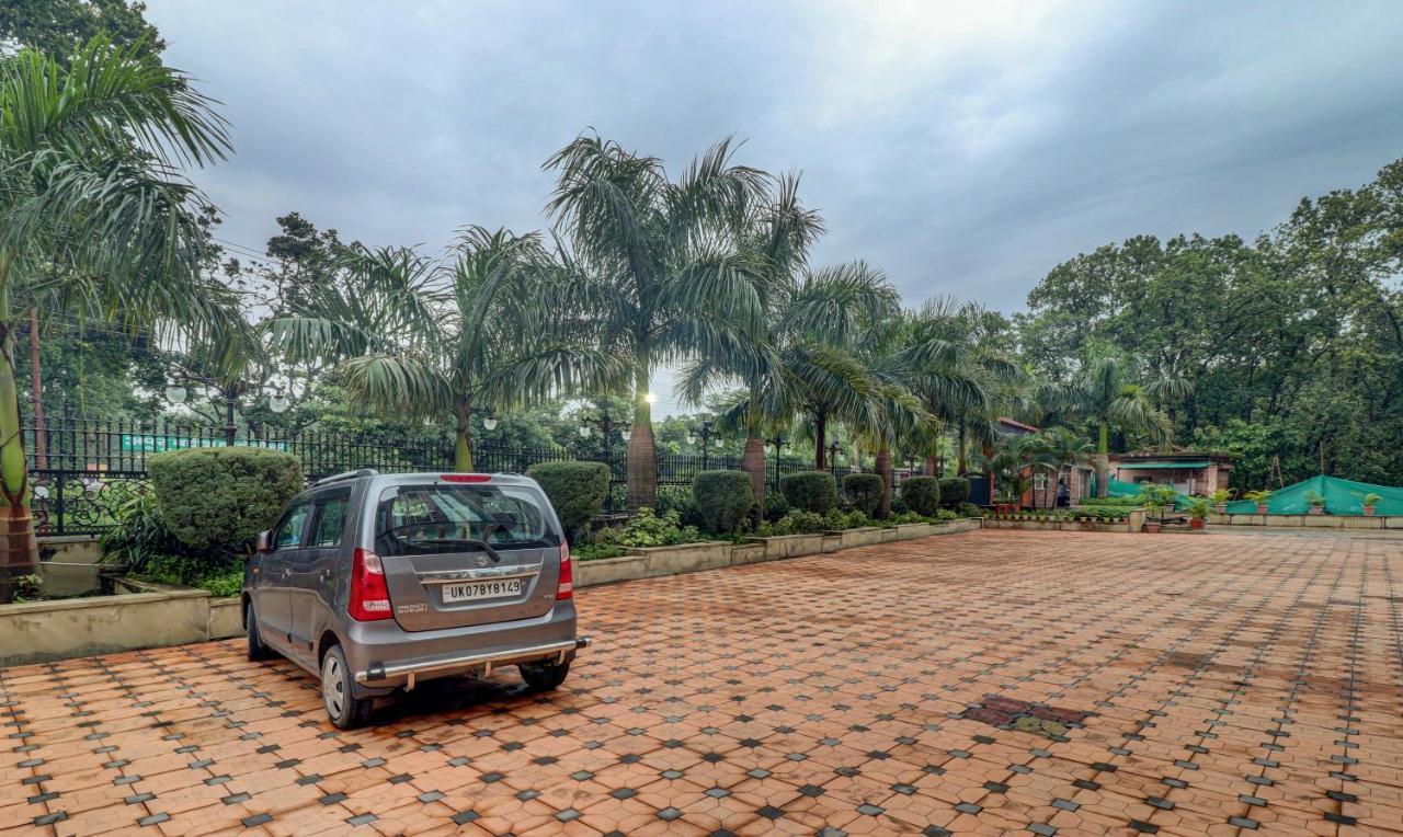 Treebo Premium Pearl Avenue Banquets And Lawn Dehradun Exterior foto